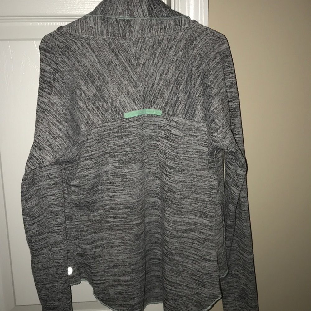 Cardigan - Picture 2 of 7